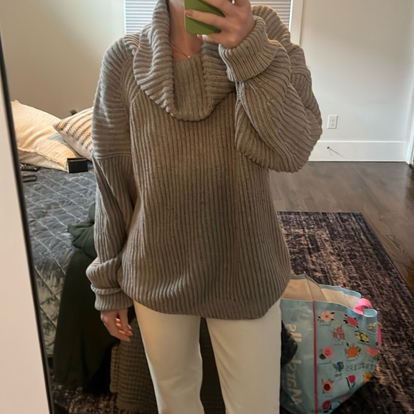 Oversized free people sweater with cowl neck - Picture 1 of 1